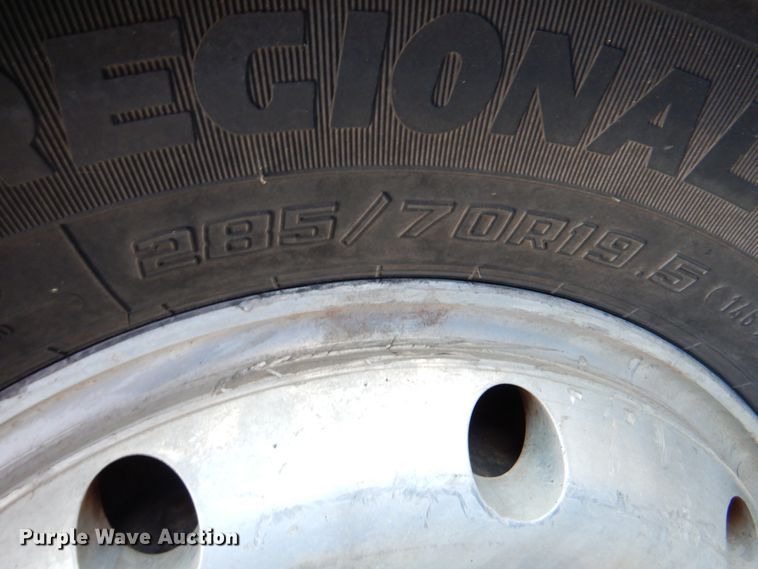 image for item DN1415 2006 Optima  transit bus