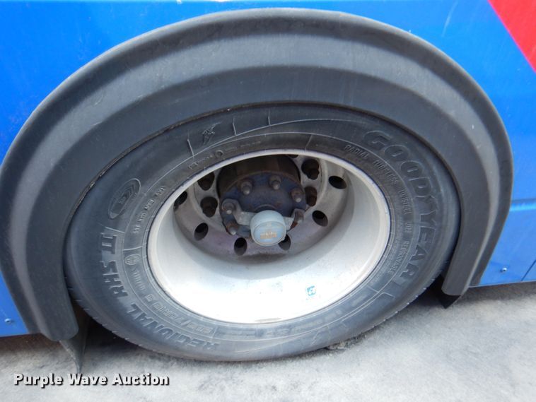 image for item DN1415 2006 Optima  transit bus