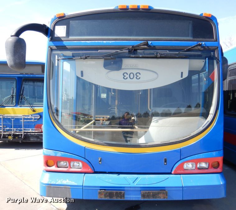 image for item DN1416 2006 Optima  transit bus