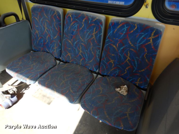 image for item DN1416 2006 Optima  transit bus