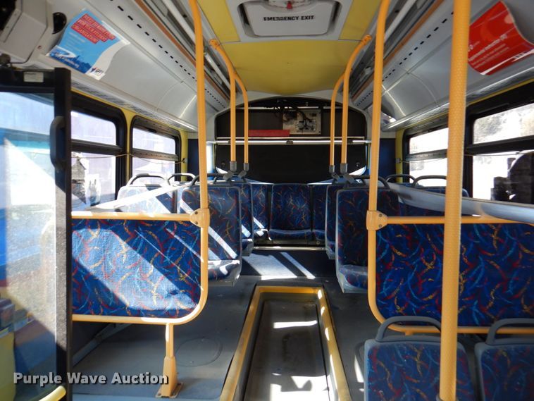 image for item DN1416 2006 Optima  transit bus