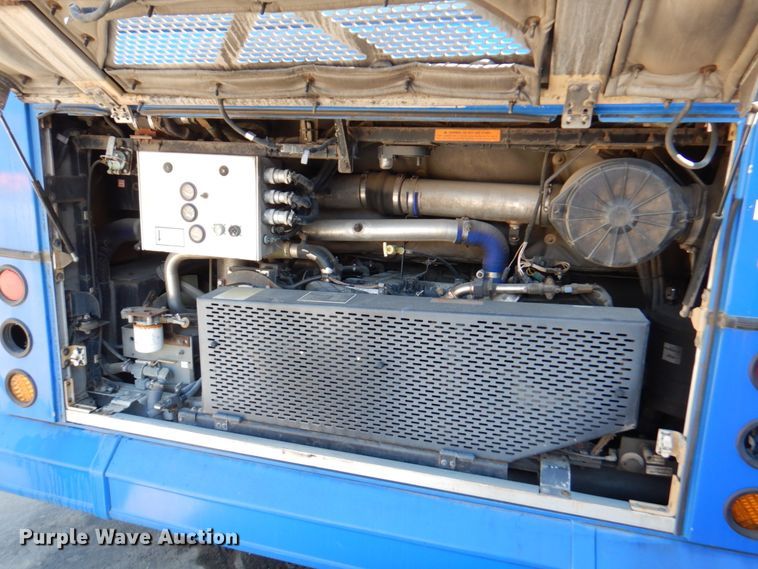 image for item DN1416 2006 Optima  transit bus