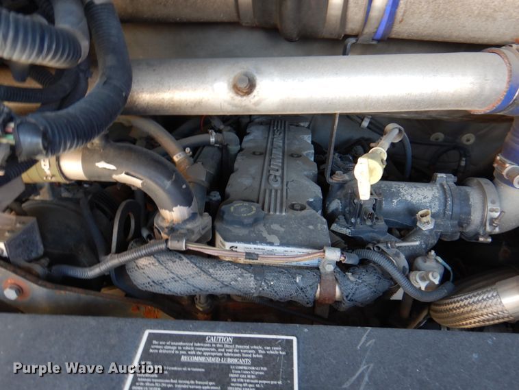 image for item DN1416 2006 Optima  transit bus