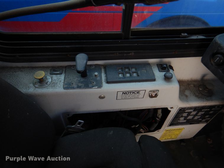 image for item DN1417 2006 Optima  transit bus