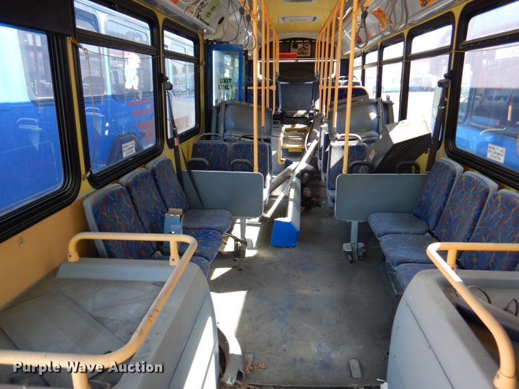 image for item DN1417 2006 Optima  transit bus