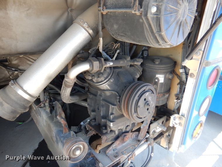 image for item DN1417 2006 Optima  transit bus