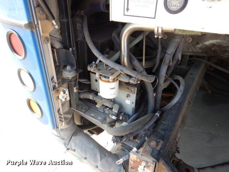 image for item DN1417 2006 Optima  transit bus