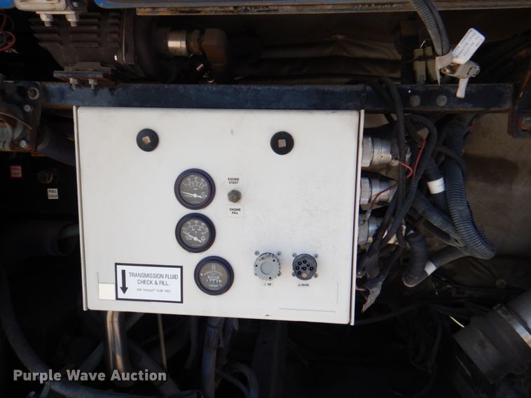 image for item DN1417 2006 Optima  transit bus