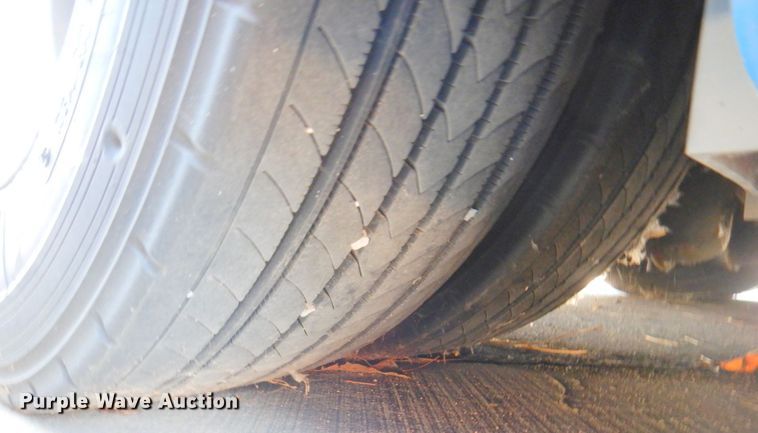 image for item DN1417 2006 Optima  transit bus