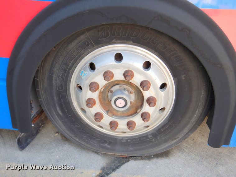 image for item DN1417 2006 Optima  transit bus