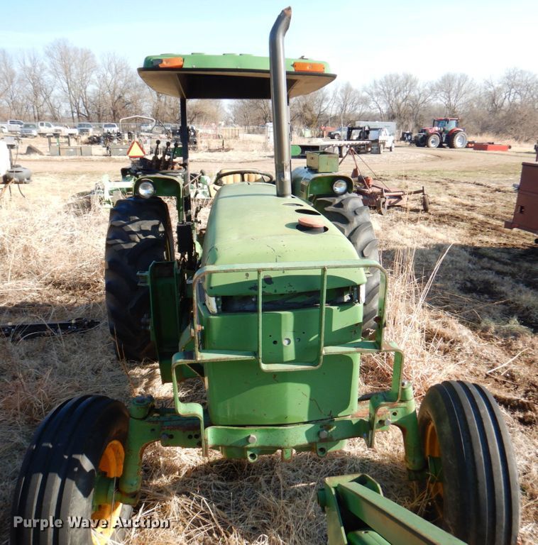 image for item DN1421 1991 John Deere 2555  tractor