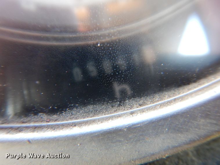 image for item DN1421 1991 John Deere 2555  tractor