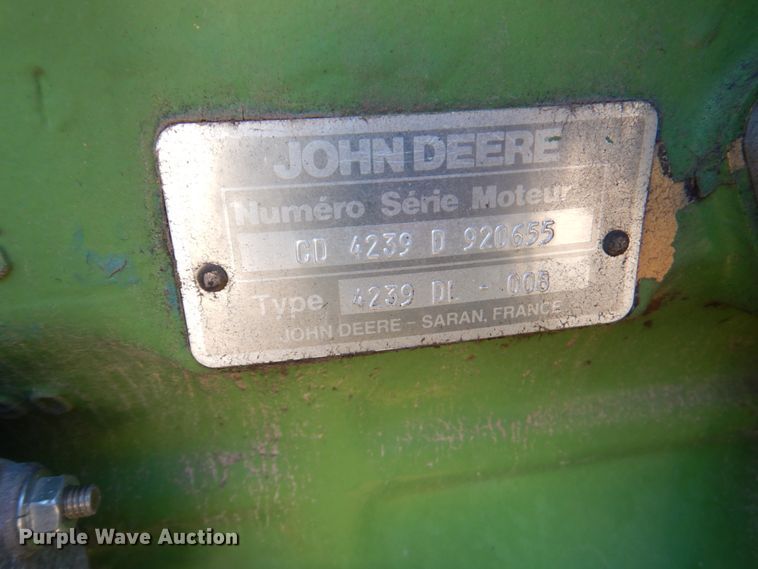 image for item DN1421 1991 John Deere 2555  tractor