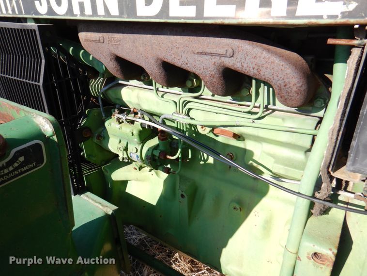 image for item DN1421 1991 John Deere 2555  tractor