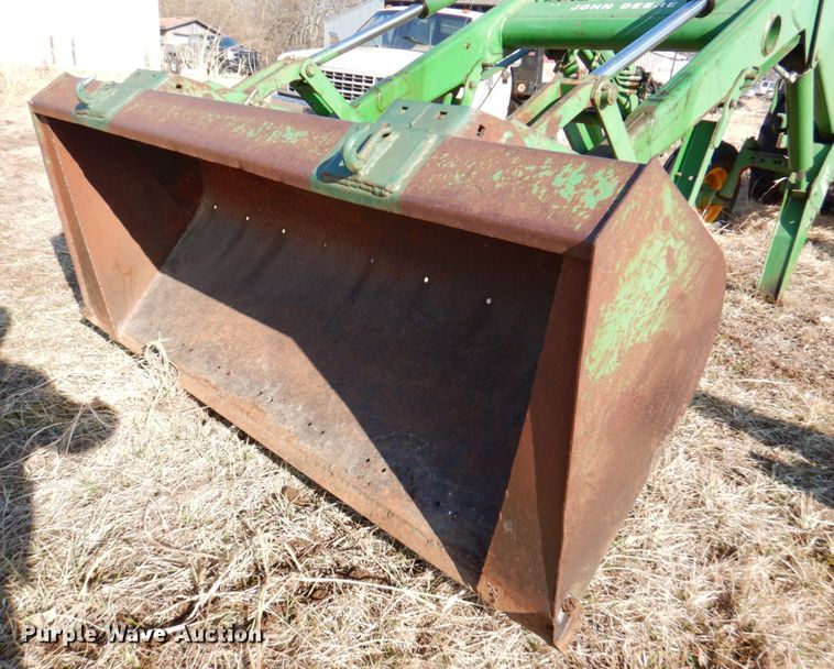 image for item DN1421 1991 John Deere 2555  tractor