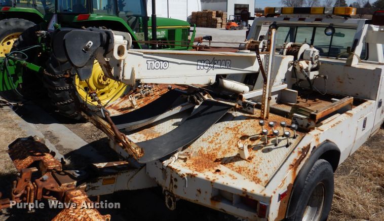 image for item DN7270 1991 Ford F450  tow truck