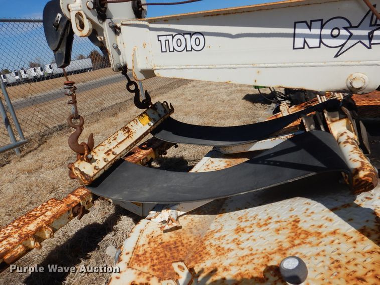 image for item DN7270 1991 Ford F450  tow truck