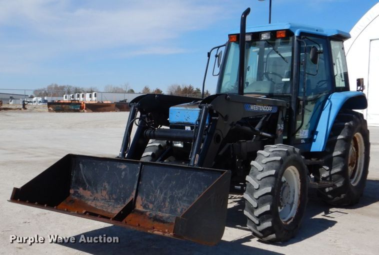 image for item DN7271 1995 New Holland 5640  tractor