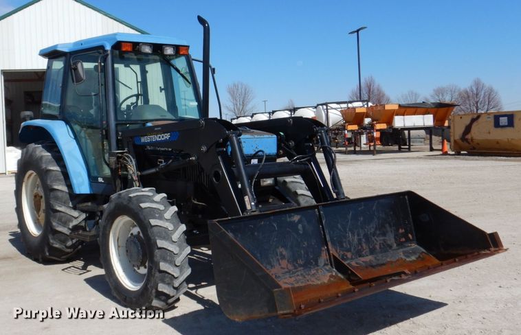 image for item DN7271 1995 New Holland 5640  tractor