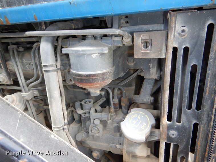 image for item DN7271 1995 New Holland 5640  tractor
