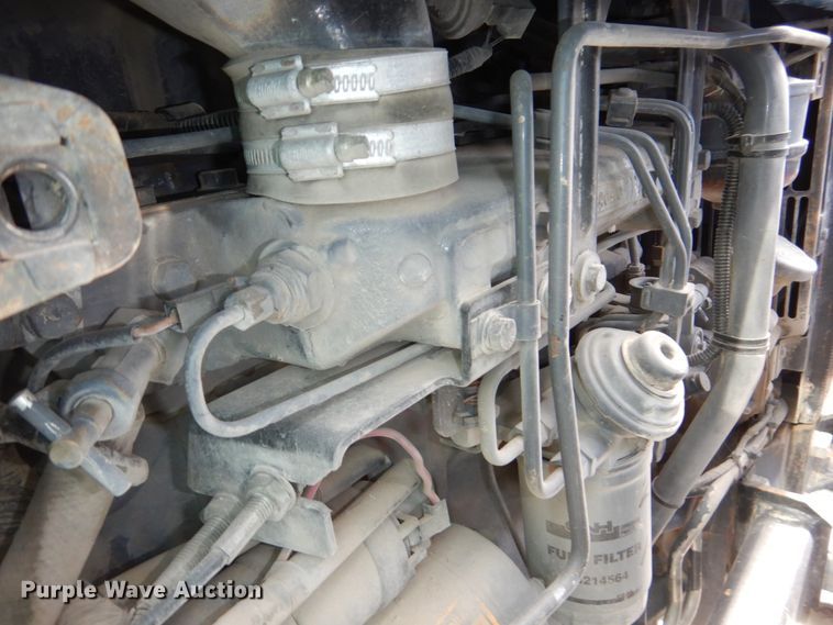 image for item DN7271 1995 New Holland 5640  tractor