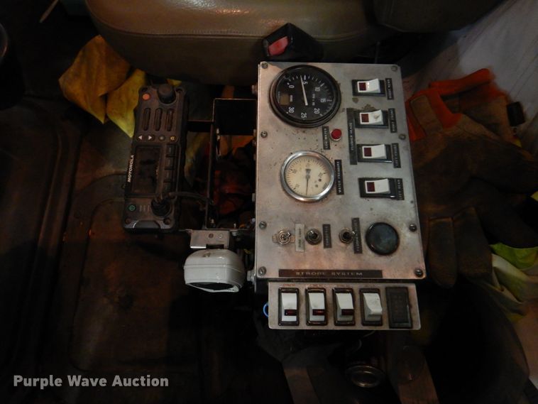 image for item DN7273 2005 Sterling L8500  sewer jetter truck