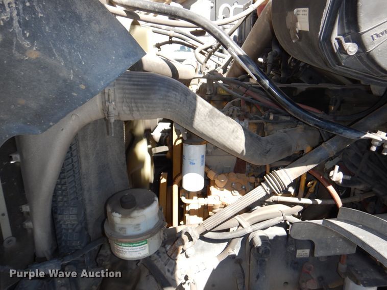 image for item DN7273 2005 Sterling L8500  sewer jetter truck