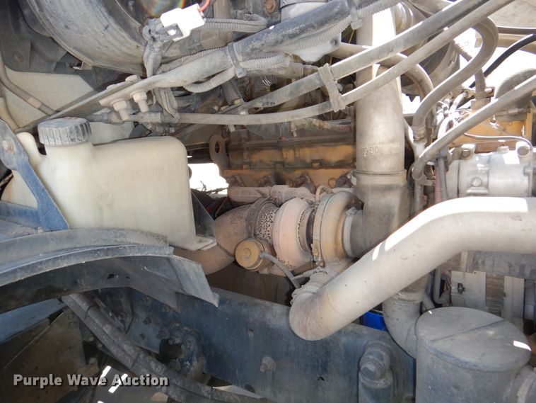 image for item DN7273 2005 Sterling L8500  sewer jetter truck