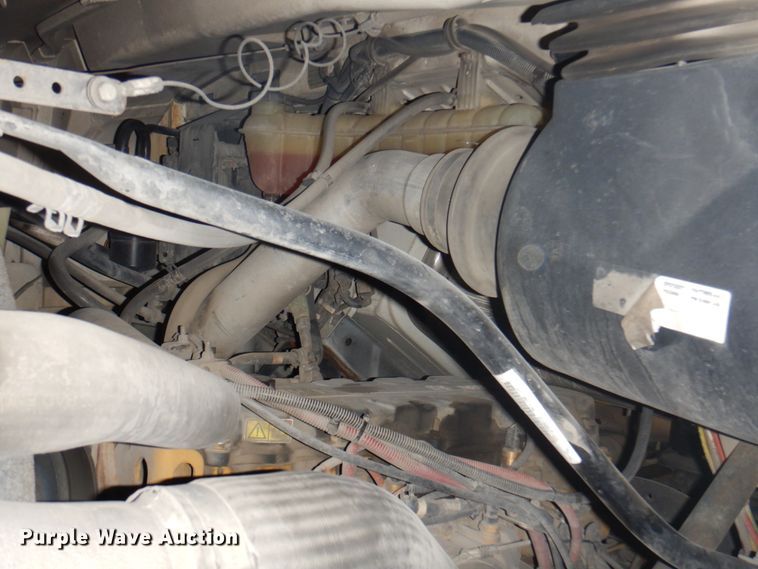 image for item DN7273 2005 Sterling L8500  sewer jetter truck