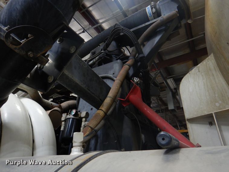 image for item DN7273 2005 Sterling L8500  sewer jetter truck