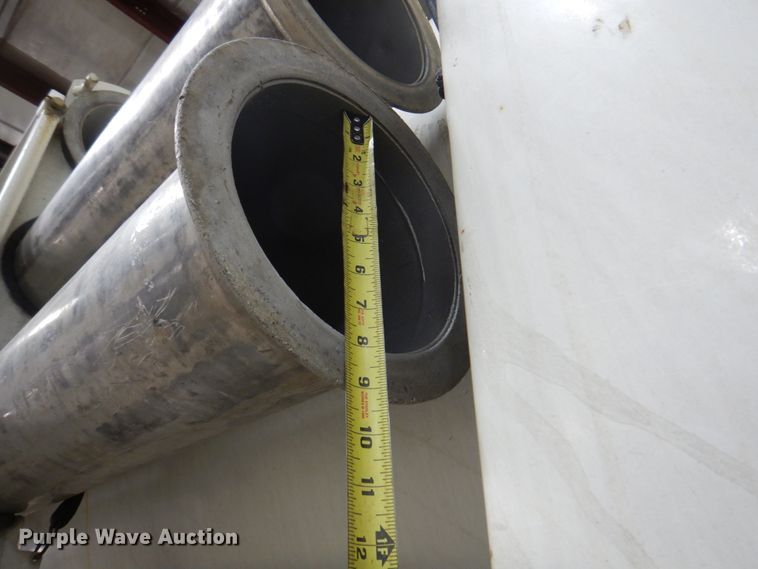 image for item DN7273 2005 Sterling L8500  sewer jetter truck