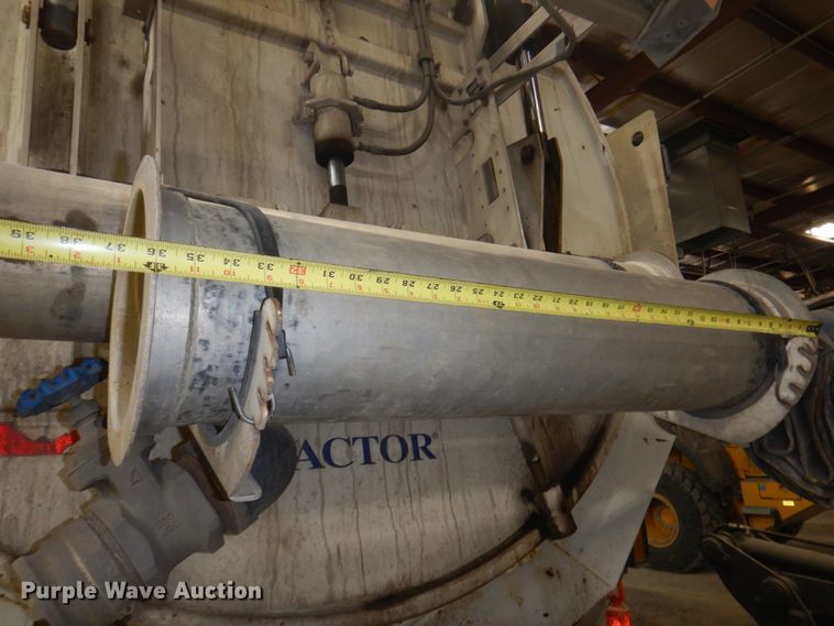 image for item DN7273 2005 Sterling L8500  sewer jetter truck