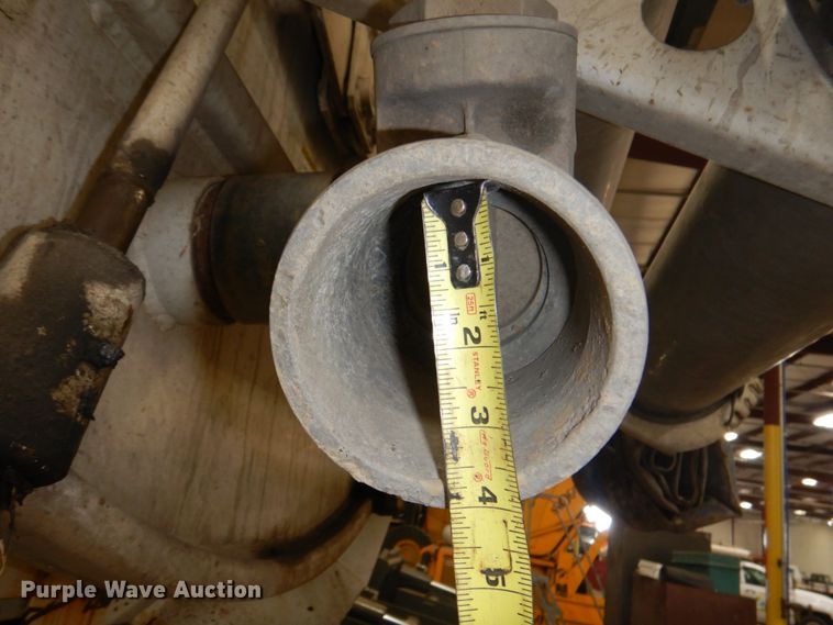 image for item DN7273 2005 Sterling L8500  sewer jetter truck