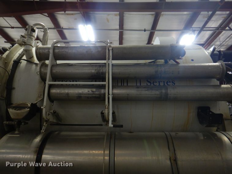 image for item DN7273 2005 Sterling L8500  sewer jetter truck