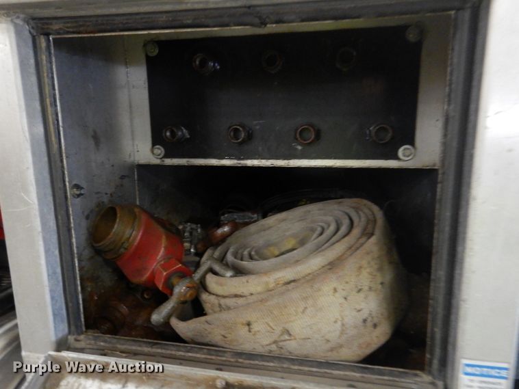 image for item DN7273 2005 Sterling L8500  sewer jetter truck