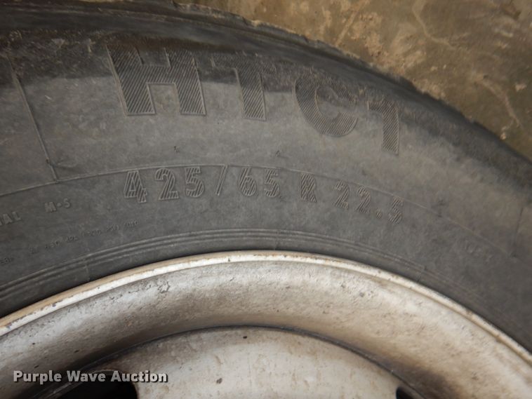 image for item DN7273 2005 Sterling L8500  sewer jetter truck