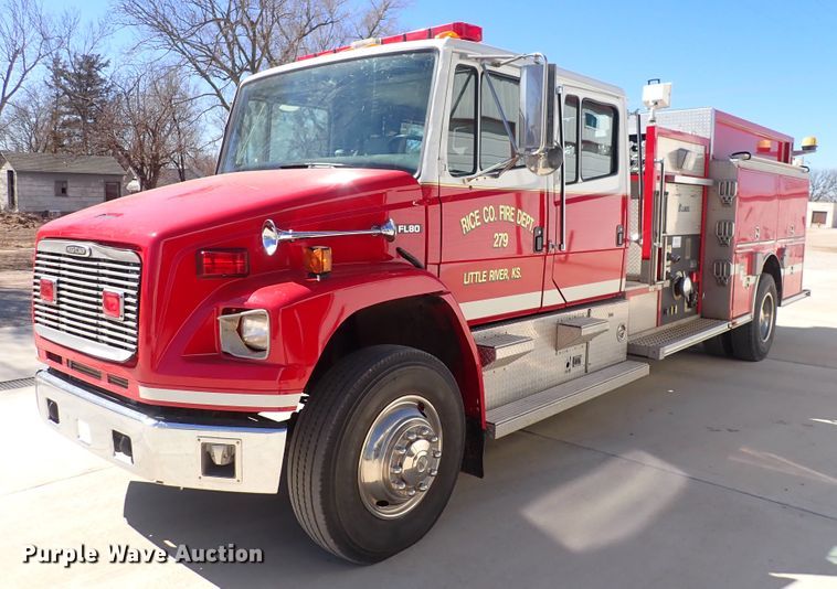 image for item DS7016 2001 Freightliner FL80  pumper fire truck