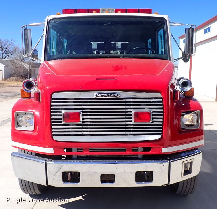 image for item DS7016 2001 Freightliner FL80  pumper fire truck