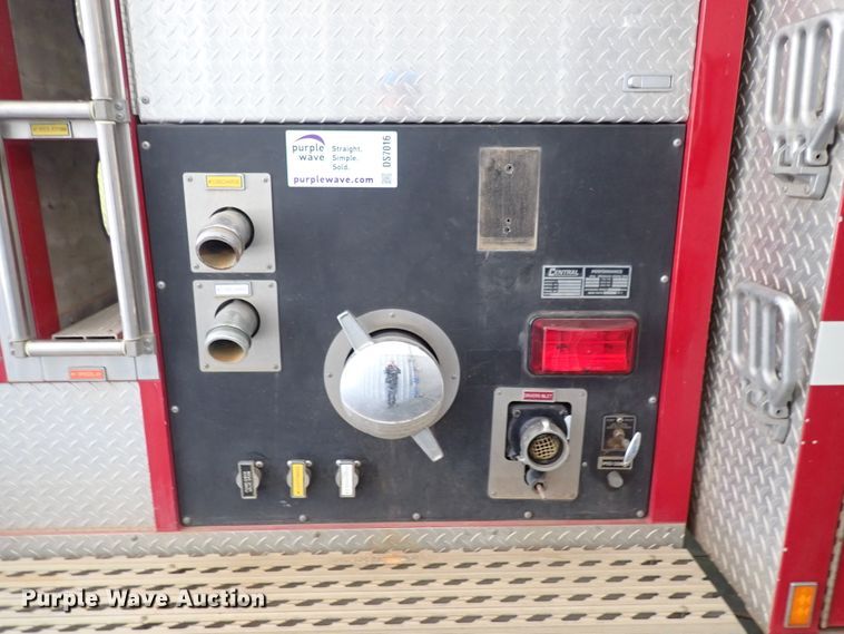 image for item DS7016 2001 Freightliner FL80  pumper fire truck