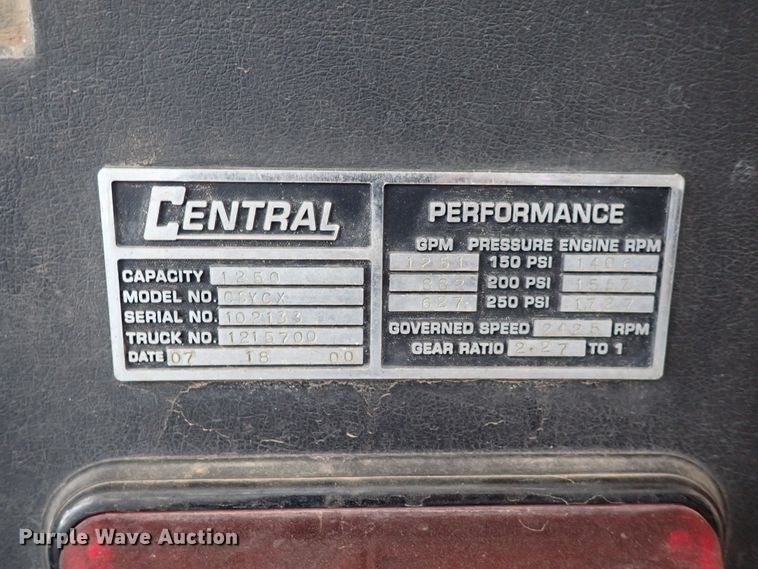 image for item DS7016 2001 Freightliner FL80  pumper fire truck