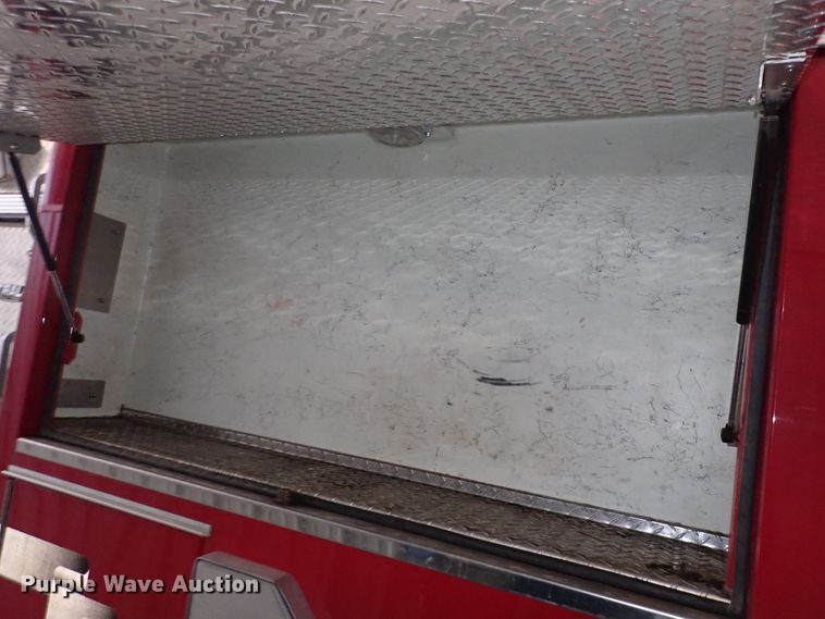 image for item DS7016 2001 Freightliner FL80  pumper fire truck