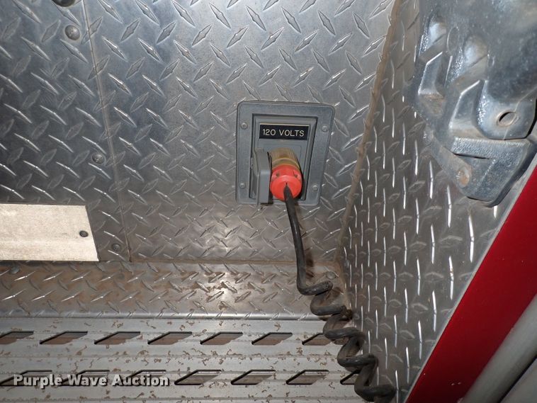 image for item DS7016 2001 Freightliner FL80  pumper fire truck