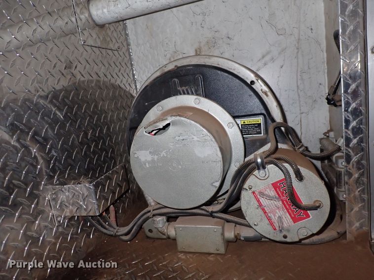 image for item DS7016 2001 Freightliner FL80  pumper fire truck