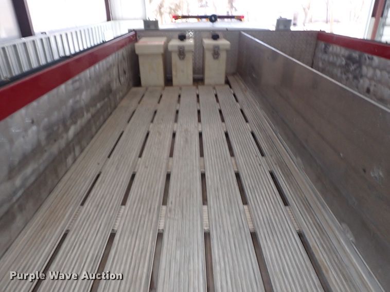 image for item DS7016 2001 Freightliner FL80  pumper fire truck