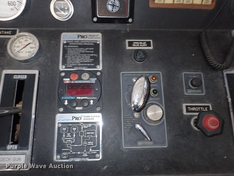 image for item DS7016 2001 Freightliner FL80  pumper fire truck