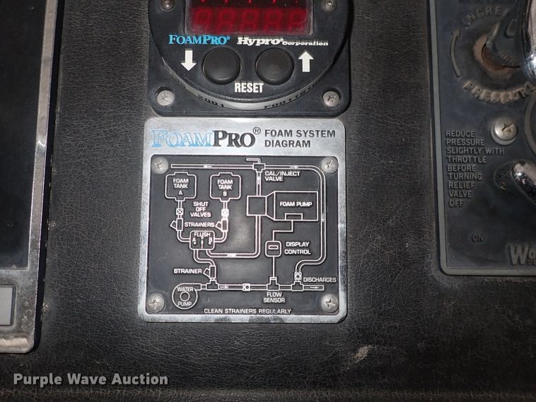 image for item DS7016 2001 Freightliner FL80  pumper fire truck