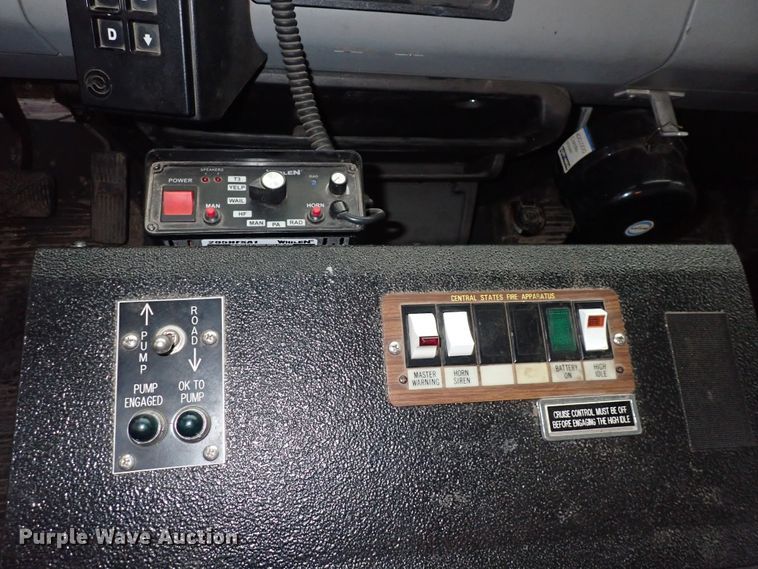 image for item DS7016 2001 Freightliner FL80  pumper fire truck