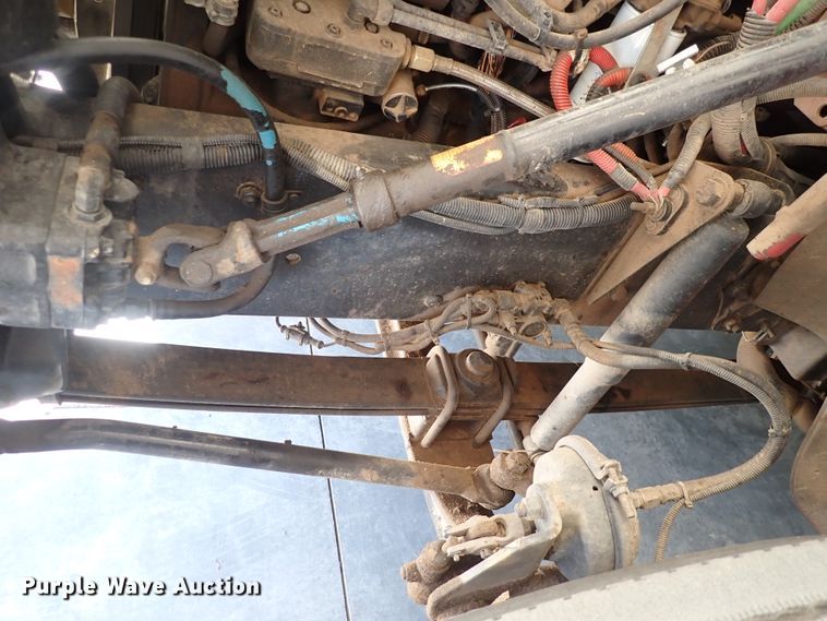 image for item DS7016 2001 Freightliner FL80  pumper fire truck