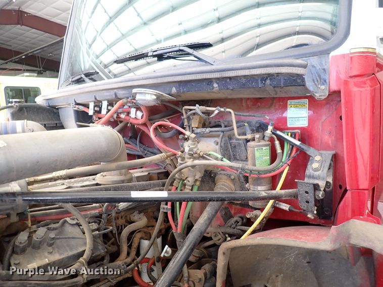 image for item DS7016 2001 Freightliner FL80  pumper fire truck