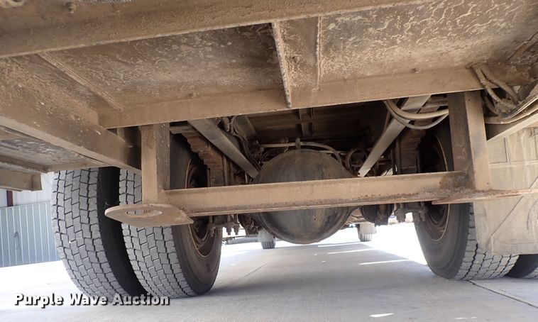 image for item DS7016 2001 Freightliner FL80  pumper fire truck